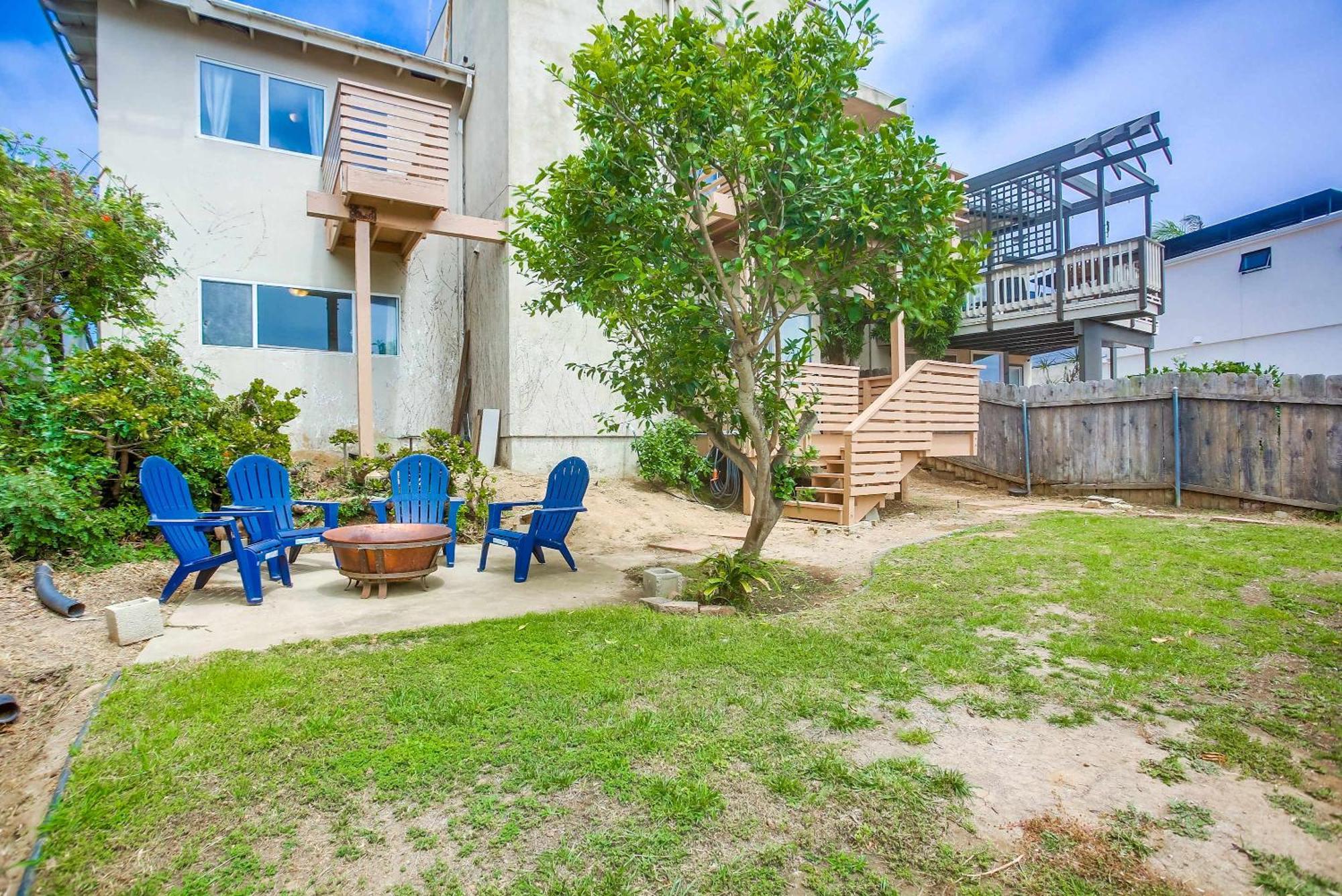 Holiday home 100 Yards Ocean & Surfing Ocean Views Backyard San Diego