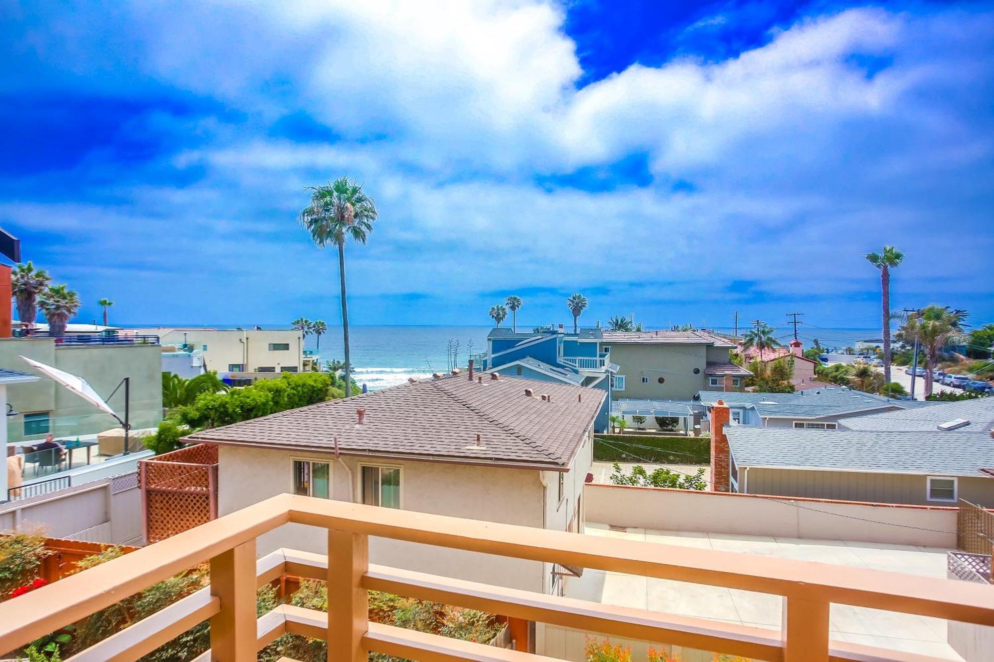 100 Yards Ocean & Surfing Ocean Views Backyard Casa de Férias